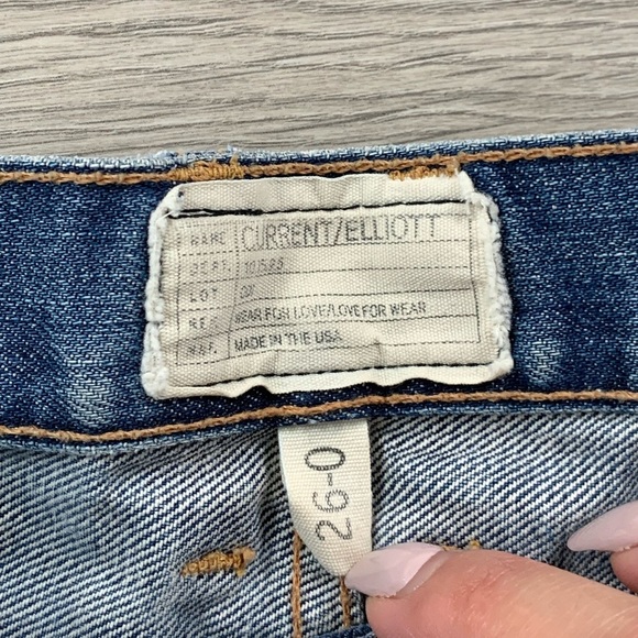 Current Elliott The Boyfriend Raw Hem Jean Shorts - Picture 6 of 12